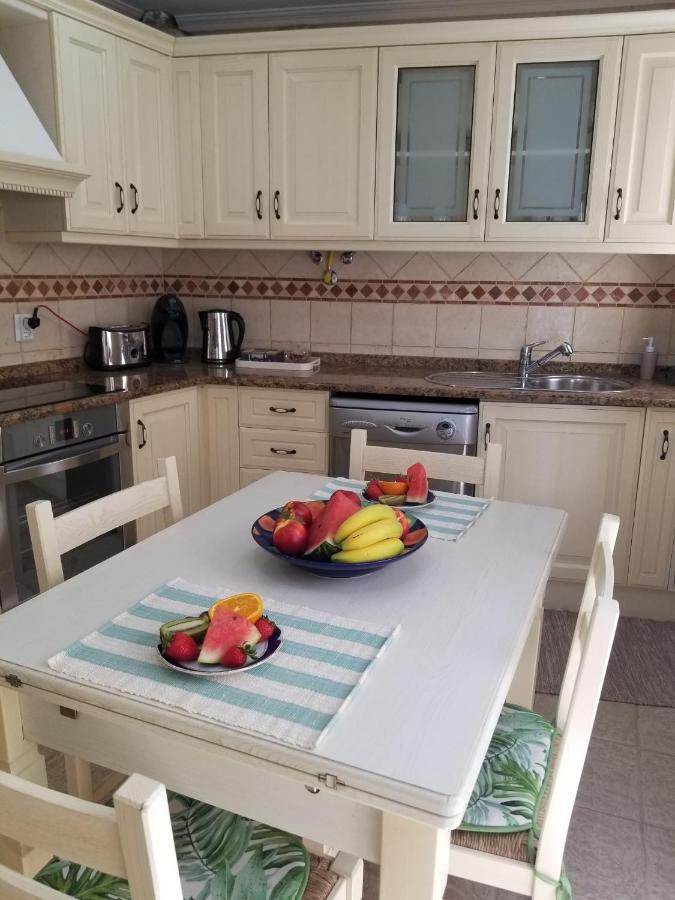 Villa Casa Bonequinha à Nazaré Extérieur photo