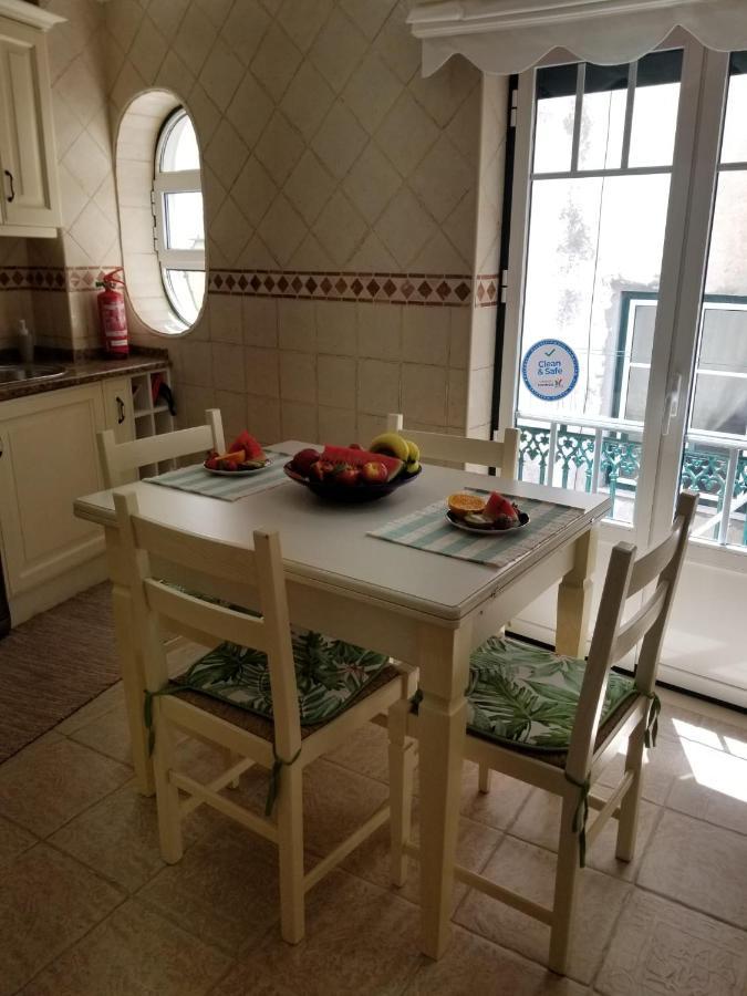 Villa Casa Bonequinha à Nazaré Extérieur photo